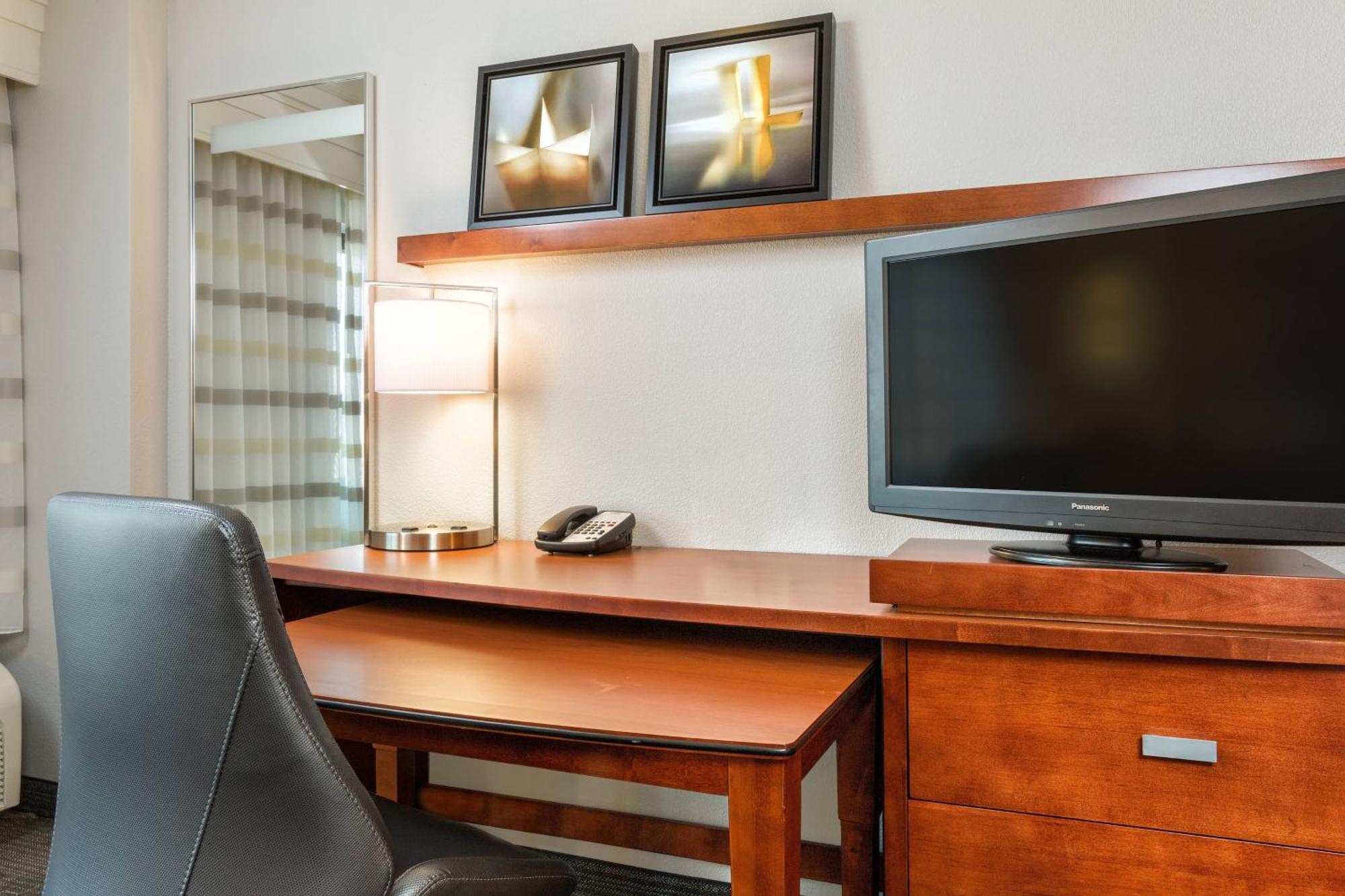 Courtyard By Marriott Houston Galleria Exterior foto